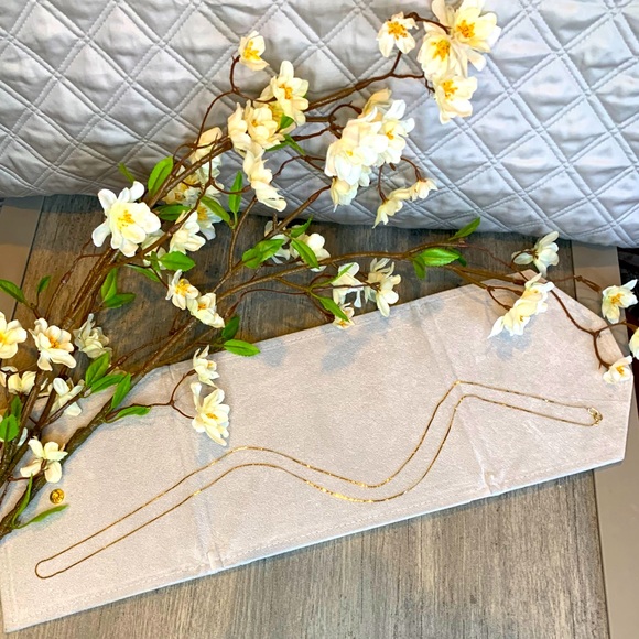 Jewelry - 💥HP💥585k (14k) Gold 32 inch Serpentine Chain